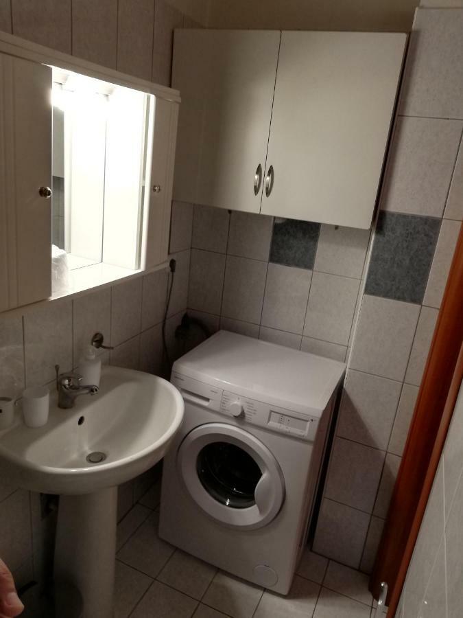 Cosy Apartment Патра Екстериор снимка